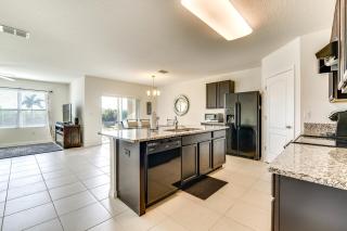 7 Mi to USTA Waterfront Tennis House with Yard! - 1