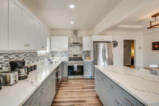 8 Mi to Dtwn Los Angeles Home with Yard! - Los Angeles - 3