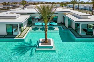 Pool Hot Tub Firepit Minutes from Dining Golf Bravo Villa 13 - Indio - 5