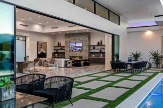 Exclusive Stay w Pool Hot Tub Putting Green Bravo Villa 14 by AvantStay - Indio - 4