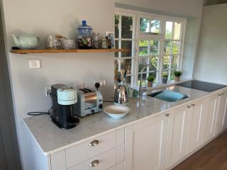 Motts Lodge - - 4