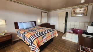 Benbrook Inn & Suites by OYO Fort Worth I-20 - Benbrook - 9
