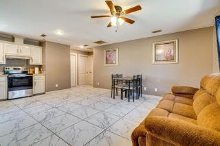 Close to Town and Med Center Weslaco Home - Weslaco - 6
