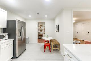 2 Mi to Ole Miss Modern Home in Historic District - Oxford - 1