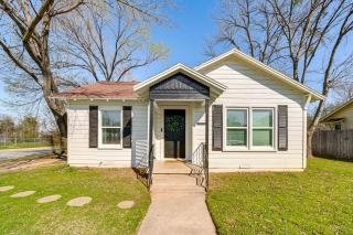 Walk to ATandT Stadium Home with Patio and BBQ - 8