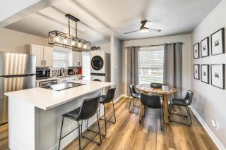 Walk to ATandT Stadium Home with Patio and BBQ - 9