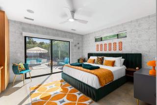 Luxury 4-Bedroom Home with Pool Spa & Stunning Mountain Views - Palm Springs - 9
