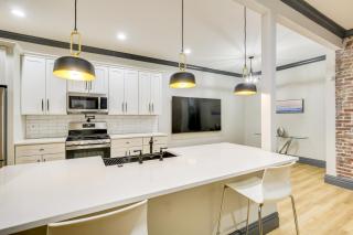 Walk to Gravois Park: 'Nice Home' w/ Garage - 3
