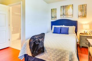 Pool and Lake Access Mariners Landing Resort Studio - 5