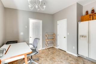 Family Home in Arrowhead Lake with Fire Pit! - 2