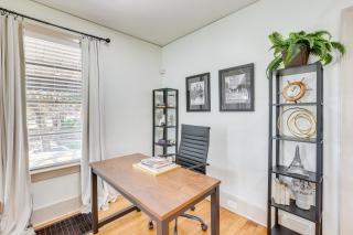 Walk to Amphitheater and Stadium Home with Deck! - Birmingham - 5