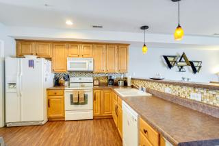 5th-Floor Lakefront Condo Elevator and Pool Access! - Osage Beach - 1