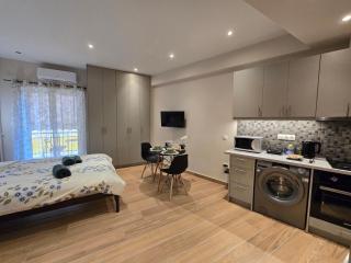 Dream Home Apartment by Metro - Athens - 8