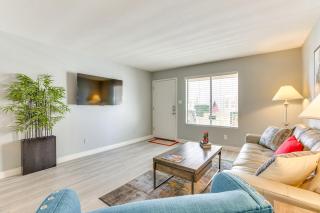 Pool and Hot Tub Access Scottsdale Condo with Patio! - Scottsdale - 7