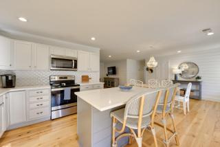 3 Mi to Beach Coastal Escape in Mount Pleasant - Charleston - 2