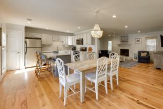3 Mi to Beach Coastal Escape in Mount Pleasant - Charleston - 3