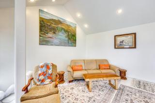 Walk to Lake Chicot Cottage with Yard and Views! - Lake Village - 7