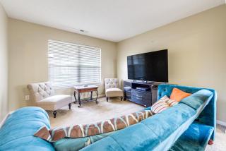 8 Mi to Dtwn Raleigh Family Home with Yard - Raleigh - 1