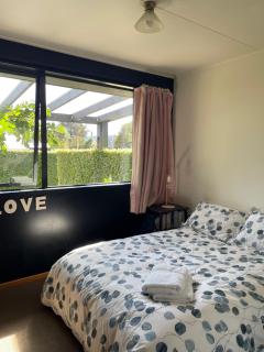 Fig Tree House - Albert Town - 3