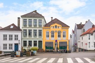 Historic Townhouse I With Rooftop & Free Parking - Bergen - 7