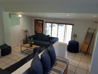 Sea La Vie- beach cottage - Port Edward - 3