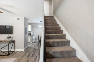The Mirage 279 I Comfy 1 Bed 1 Bath - Arlington - 3