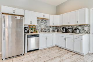 4 Mi to Dtwn Indianapolis Updated Home with Yard! - Indianápolis - 4