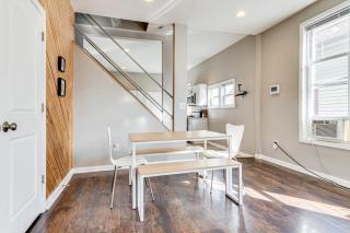4 Mi to Dtwn Indianapolis Updated Home with Yard! - Indianápolis - 5