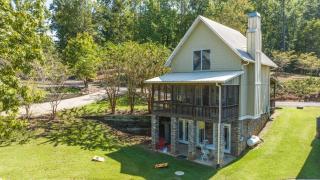 Bring your family to Lake Martin! - 5