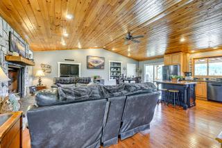 Lakefront Cabin Retreat with Dock in Robbinsville! - Robbinsville - 7