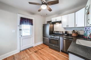 1 Mi to Dtwn Binghamton Apt with Covered Balcony! - Binghamton - 2