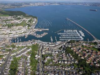 Apple Barn Cottage - 2