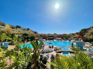 Sunset Apartment 5 & Heated Pool - Los Cristianos - 0