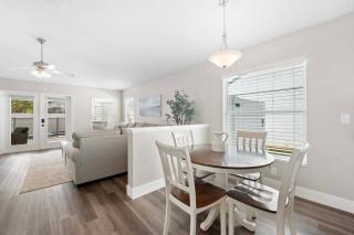 Saltwater Pool and Spa at Home in Bradenton - 3