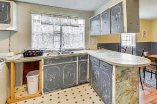 Pet-Friendly Little Rock Home on Spacious Lot - Little Rock - 3