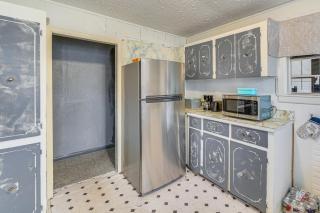Pet-Friendly Little Rock Home on Spacious Lot - Little Rock - 1