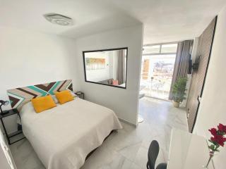 Sunset Sunny Verdiales Terrace & Sea Views - 7