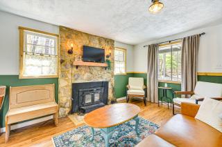 3 Mi to Hanging Rock State Park Outdoor Haven! - - 0