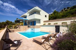 Tolles Ferienhaus In Duće Mit Offenem Kamin - Duće - 4