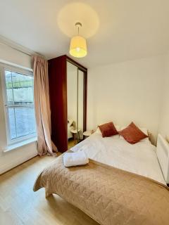 Private City Centre Apartment - Waterford - 3