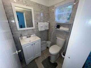 Serenity Cove Cottage - Cedar Grove - 2