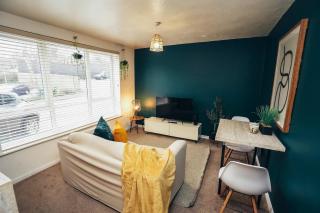 Cosy 1BR Apt, Self Check In, Parking, By DerBnB - 5