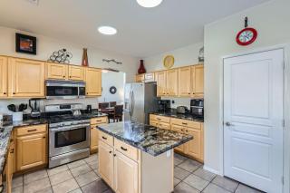 5BD-3BA-Pool Vacation Home for 10 - Peoria - 3