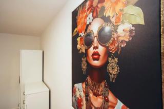 1BR City Centre Apt, Self Check In, Wifi, By DerBnB - 2