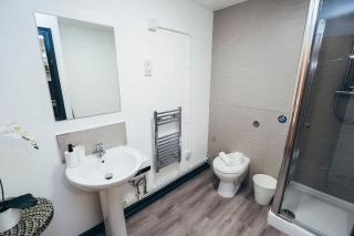 1BR City Centre Apt, Self Check In, Wifi, By DerBnB - Sheffield - 6