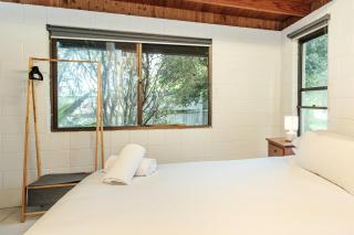 Buderim Lodge - Family Fun in Heart of Sunshine Coast With Pool & Separate Studio - Buderim - 3
