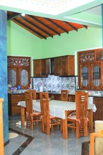 Shara Luxury Holiday Home - Marawila - 3