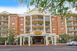 Central 3BR Apt Parking WiFi Netflix - Adelaide - 7