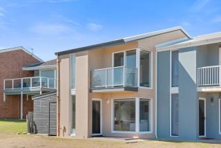 South Seas 1 Beachfront Villa Walk everywhere - Port Elliot - 9