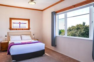 Napier Hilltop Stays - Views, Pool & Pet Friendly! - 3